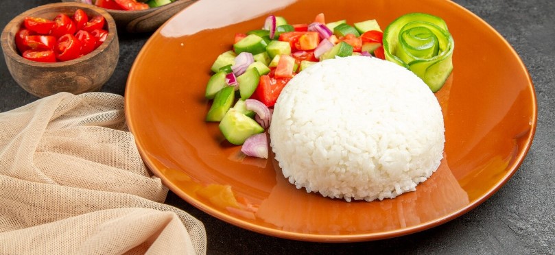 image Ketahui 1 Piring Nasi Berapa Kalori, Agar Aman Makan saat Diet!