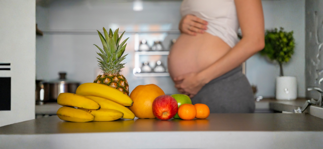 image 10 Buah yang Bagus untuk Ibu Hamil, Kaya Kandungan Gizi Penting!