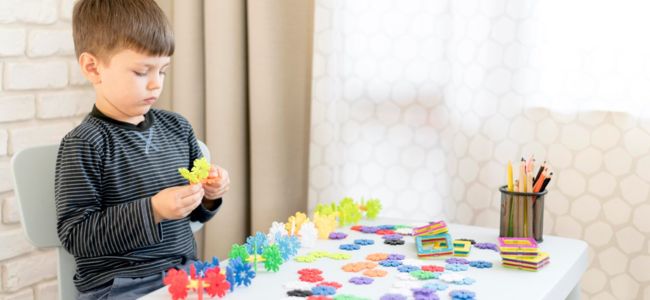 image 5 Kegiatan & Cara Efektif Melatih Motorik Halus Anak