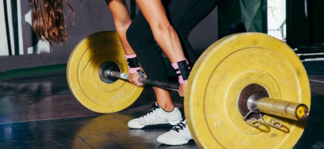 image 5 Rekomendasi Gerakan Olahraga Angkat Beban dan Manfaatnya!