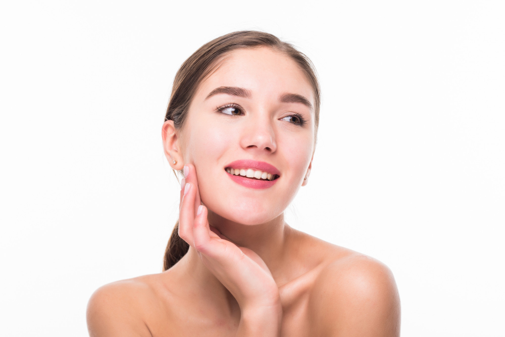 image 6 Cara Mencerahkan Wajah secara Alami, Glowing Merata!