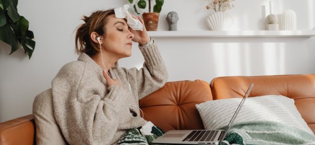 image 8 Penyebab Keringat Dingin dan Badan Lemas, Pertanda Apa?