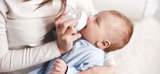 image Bolehkah Bayi Minum Susu Formula dan ASI? Cek Faktanya!