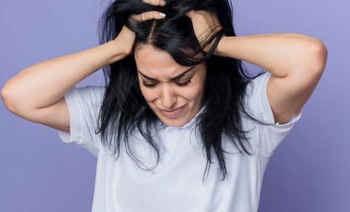 image 10 Cara Mengatasi Rambut Rontok Parah Beserta Penyebabnya!