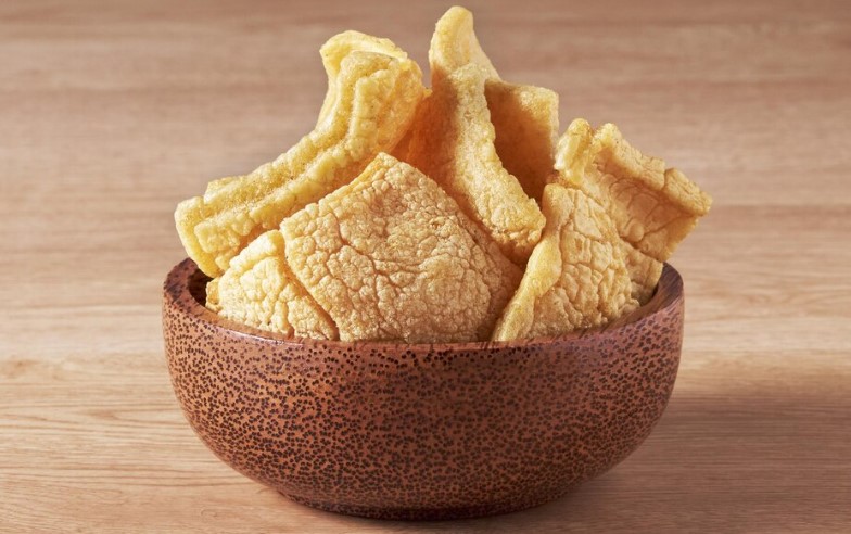 image Kalori Kerupuk: Besaran, Manfaat, Risiko, dan Tips Sehat Mengonsumsinya
