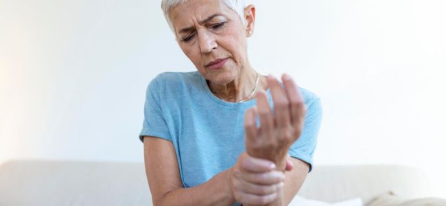 image Kenali 5 Penyebab Nyeri Sendi & Cara Mencegahnya!