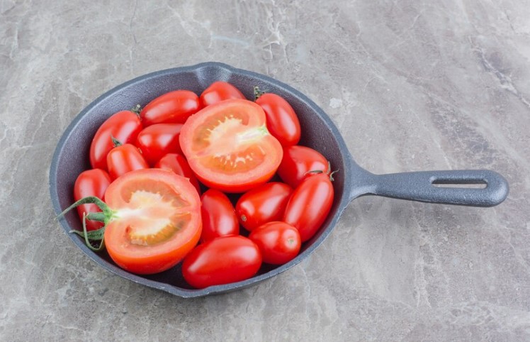 image Kenali Daftar Makanan yang Tidak Boleh Dimakan Penderita Asam Lambung Berikut