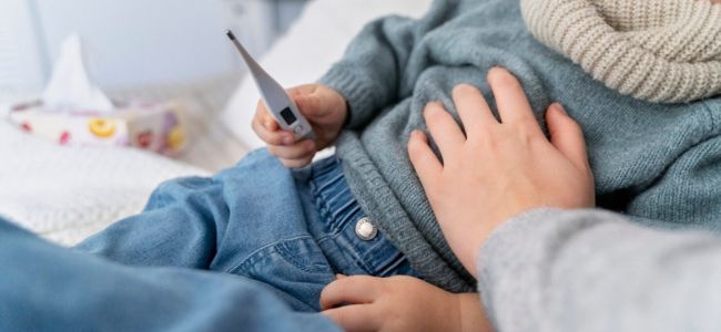 image Penyebab Dan Cara Mengatasi Bayi Demam Setelah Imunisasi