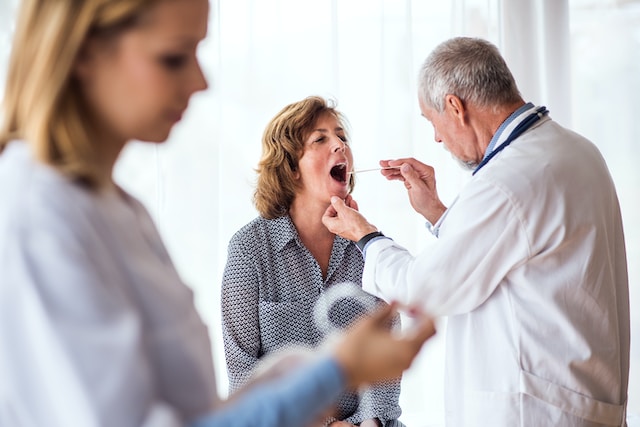 image Praktis dan Ampuh, Beberapa Obat Sakit Tenggorokan Alami