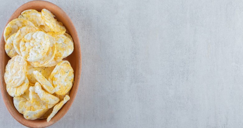 image Simak Kalori Kerupuk Putih dan Dampak Bahayanya Jika Dikonsumsi Secara Berlebihan