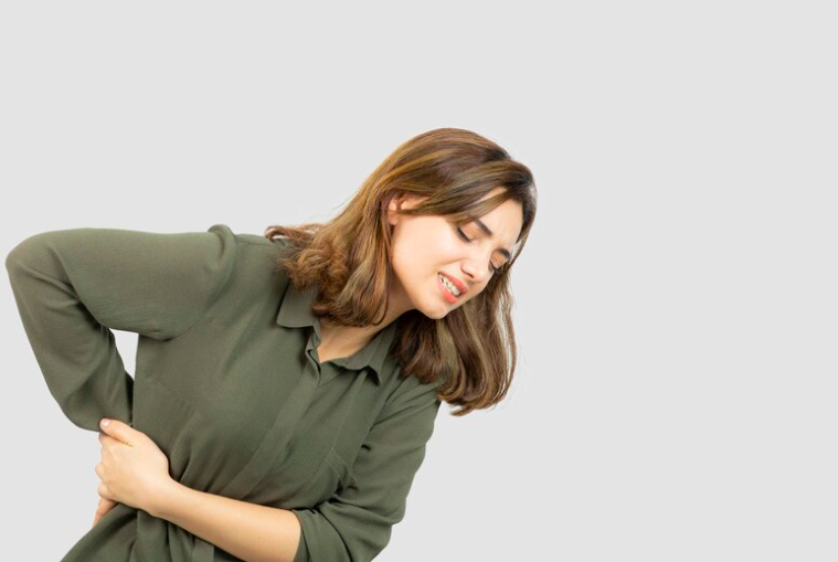 image Termasuk Nyeri Perut Sebelah Kanan Atas, Kenali 4 Ciri – ciri Sakit Batu Empedu Berikut!